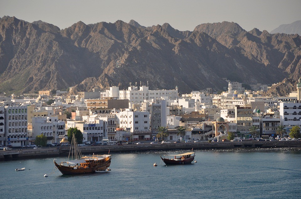 العمل في وعمان